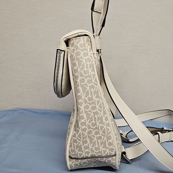 CALVIN KLEIN CONVERTABLE BACKPACK BFPM-07-095 - Picture 2 of 6